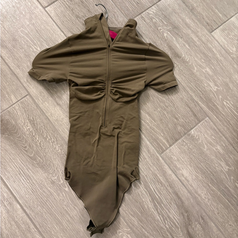 Skims seamless sculpt zip up bodysuit